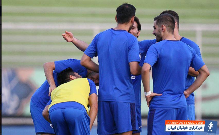 استقلال لیگ هجدهم را دور از انتظار آغاز کرده است سرمربی استقلال در تلاش است هرچه زودتر استقلال را از نظر روحی آماده بازگشت به میادین کند.