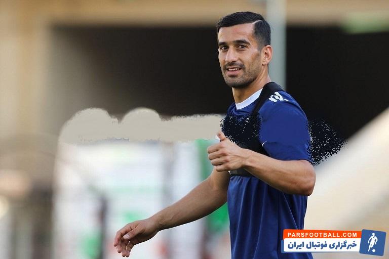 حاجصفی ستاره تیم ملی به فوتبال ایران بازگشت و با تراکتورسازی قرارداد بست حاجصفی نخستین تمرین خود را در جمع شاگردان کیروش انجام داد.