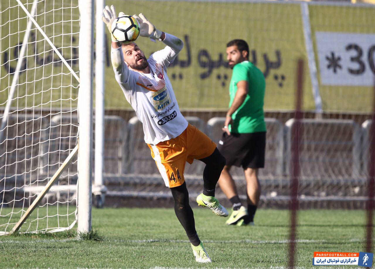 رادوشوویچ دروازه‌بان کروات پرسپولیس است رادوشوویچ این فرصت را خواهد داشت تا چهارمین تجربه بازی در فصل هجدهم را مقابل نساجی پشت سر بگذارد.