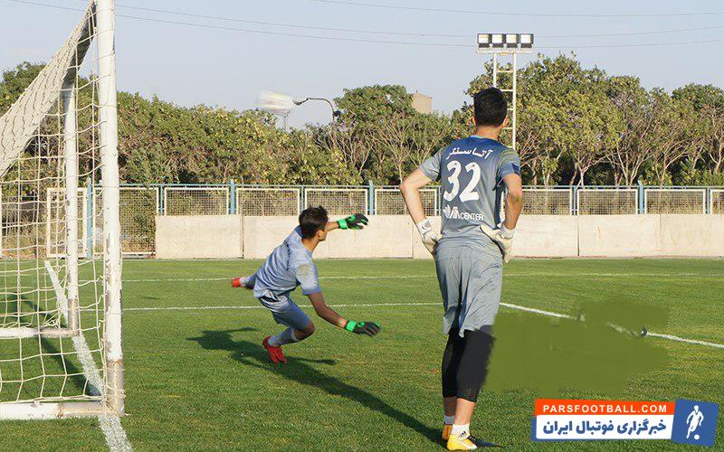 در تمرین روز دوشنبه تیم ماشین سازی اتفاق جالبی در استراحت میان دو برنامه تمرینی رخ داد که باعث سرگرم شدن بازیکنان ماشین سازی برای چند دقیقه شد.