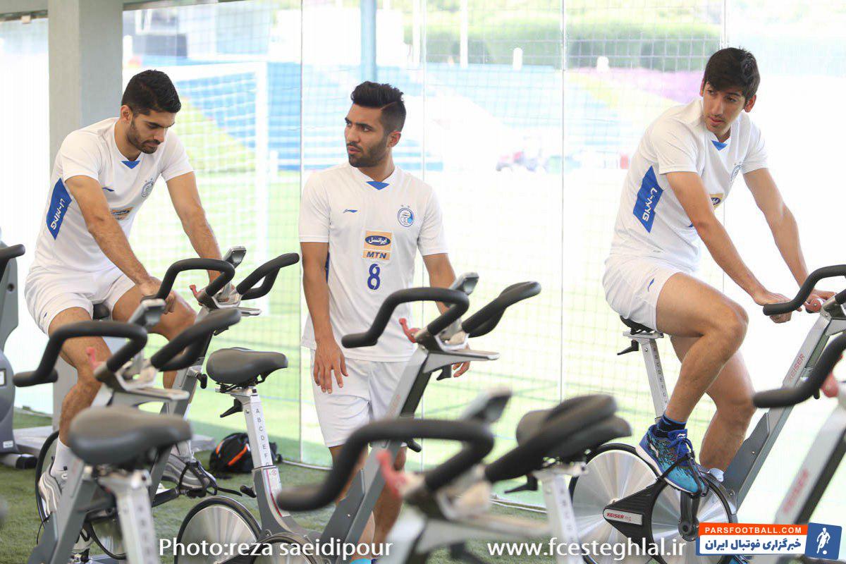 حضور فرشید اسماعیلی در تمرین وزنه استقلال