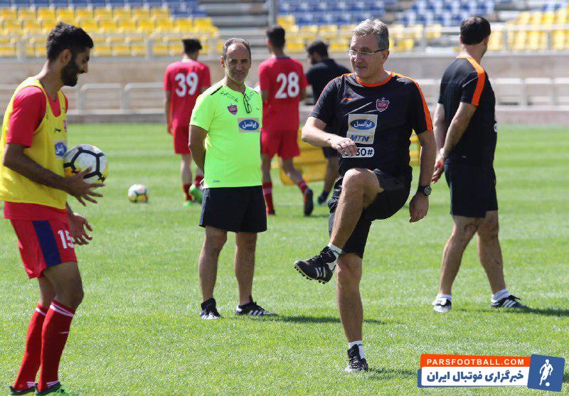 برانکو نشان داده که تاکتیک تیمی را بر تکنیک فردی مقید می داند برانکو در تمرین امروز قصد داشت تا حرکات تکنیکی را با شاگردانش تمرین کند و به آن ها آموزش دهد.