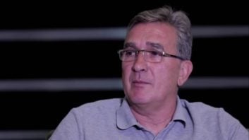 کلیپی از صحبت های شفر و برانکو پیش از آغاز داربی در برنامه نود ؛ پارس فوتبال