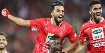 سیامک نعمتی بازیکن تیم پرسپولیس جراحی کرد و امروز با این تیم تمرین نکرد.