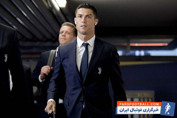 رقابت کریستیانو رونالدو و لیونل مسی، جدا از مهارت های فوتبالی به دیگر بحث ها نیز کشیده شده است.