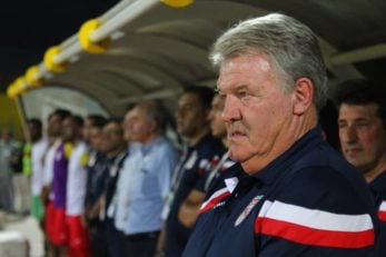 تراکتورسازی در هفت دقیقه پایانی بازی دو بار دروازه خود را باز شده دید و حذف شد