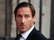 فرانچسکو توتی ، مدیر باشگاه رم امیدوار به کسب جام در فصل جاری نیست.فرانچسکو توتی ، مدیر باشگاه رم امیدوار به کسب جام در فصل جاری نیست.