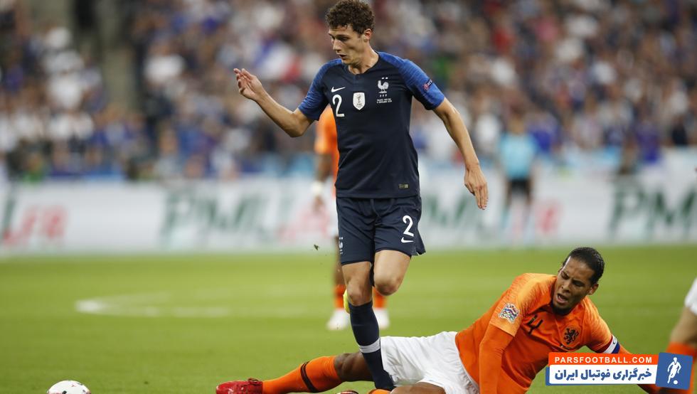 پاوارد مدافع ملی پوش و فرانسوی باشگاه اشتوتگارت به بارسلونا پیشنهاد شد