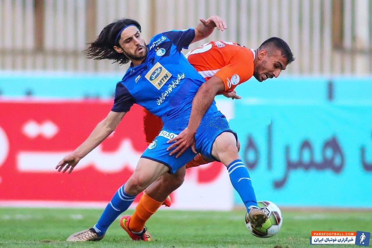 طارق همام بعد از 10 روز پر حاشیه به ترکیب استقلال بازگشت تا طارق همام بعد از دیدار دربی، دوباره در ترکیب آبی های تهرانی قرار بگیرد.