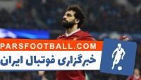 لیورپول ؛ محمد صلاح در پایان دیدار برابر ناپولی پیراهنش را به آنچلوتی داد