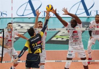 والیبال - امیر غفور