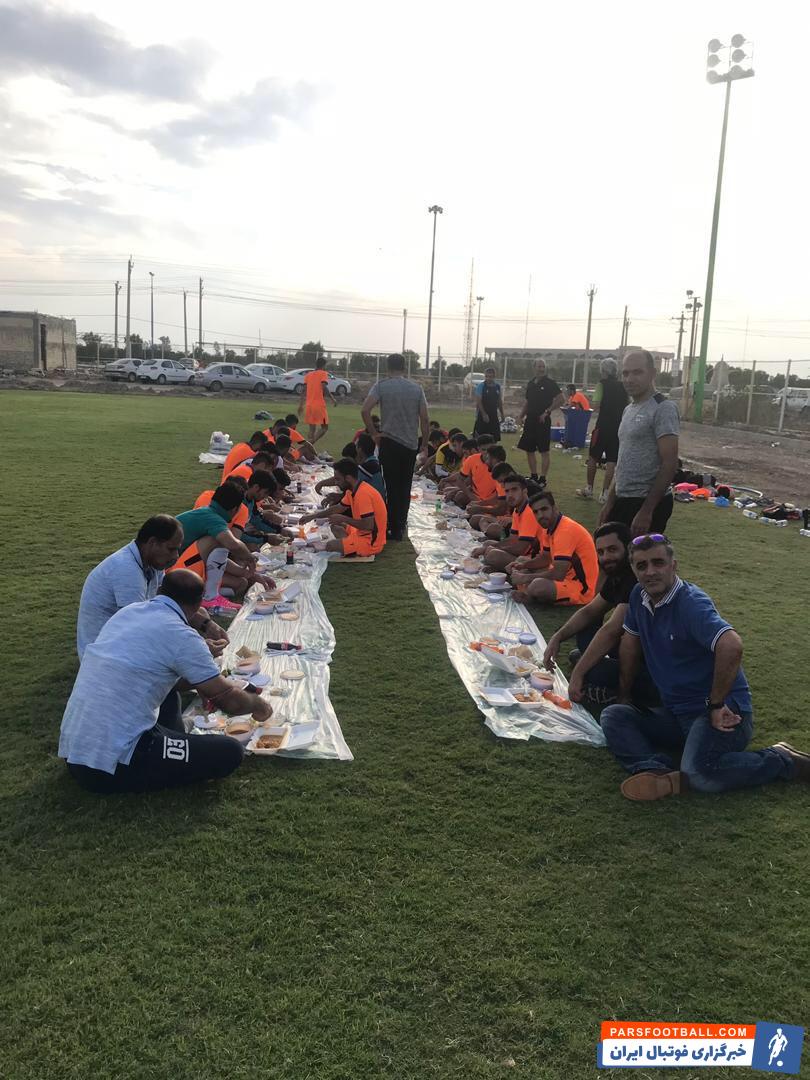 اکبر میثاقیان