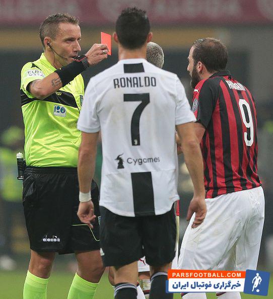 اتفاقات برای گونسالو ایگواین مهاجم آرژانتینی میلان به بدترین شکل ممکن پیش رفت در اولین رویارویی ایگواین با تیم سابقش همه چیز بر خلاف میل او پیش رفت.