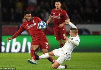 جو گومز جوزف گومز وراتی تکل وحشتناک روی پای جو گومز زد جریمه شدن مارکو وراتی تنها با یک کارت زرد بعد از تکل وحشتناکش با اعتراض بسیاری از کارشناسان ورزشی روبرو شده است.