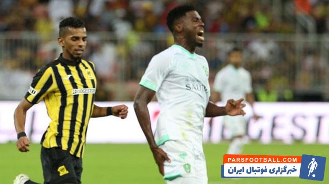 تفاریس یکی از لژیونرهای تاثیر گذار تیم فوتبال الاهلی عربستان مصدوم شد تفاریس مصدوم شد و آزمایشات اولیه نشان از پارگی عضلانی است.