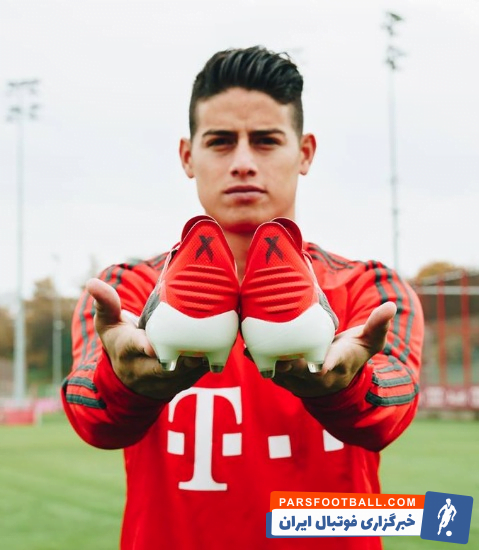 بایرن مونیخ ؛ رونمایی از کفش های جدید مانوئل نویر ، خامس رودریگز و داوید آلابا