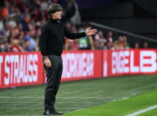 یوواخیم لوو : تیم ملی هلند انرژی فراوانی داشته و در هنگام مالکیت توپ هجومی بازی می کند