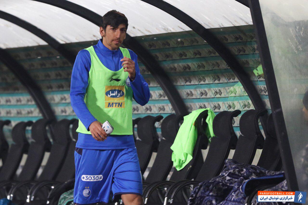 تبریزی مهاجم استقلال برای درخشش در ترکیب تیمش تنها یک راه پیش رو دارد و آن راه حل برای تبریزی هم این است که از این بحران عبور کند.