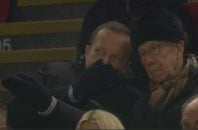 سر الکس فرگوسن و سر بابی چارلتون، اسطوره های باشگاه منچستریونایتد هستند فرگوسن و چارلتون شب گذشته از سکوهای آنفیلد، شاهد شکست تیمشان مقابل لیورپول بودند.