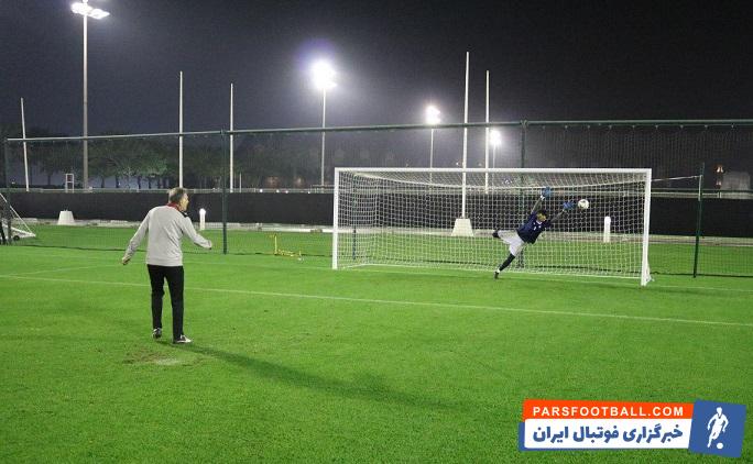 کیروش از سه ضربه پنالتی به دروازهبان شماره یک ایران تنها یک توپ را تبدیل به گل کردکیروشهمانند بازیکنان ضربه پنالتی زد .