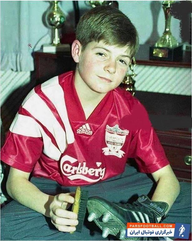 استیون جرارد یکی از ستارگان مطرح فوتبال انگلیس، ۲۶ سال در همه رده های سنی تیم فوتبال لیورپول بازی کرد استیون جرارد حالا سرمربی رنجرز اسکاتلند است.