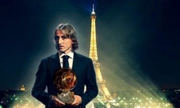 مودریچ با کسب توپ طلا نامش را به تالار برندگان توپ طلا اضافه کرد