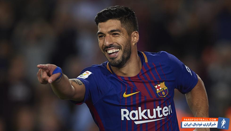 تصویری از دیدگاه متفاوت سوارز با سایر ستاره ها برابر عبور از سد مدافعان