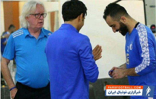 ترفند شفر برای روحیه دادن به دو بازیکن مصدومشاستقلال