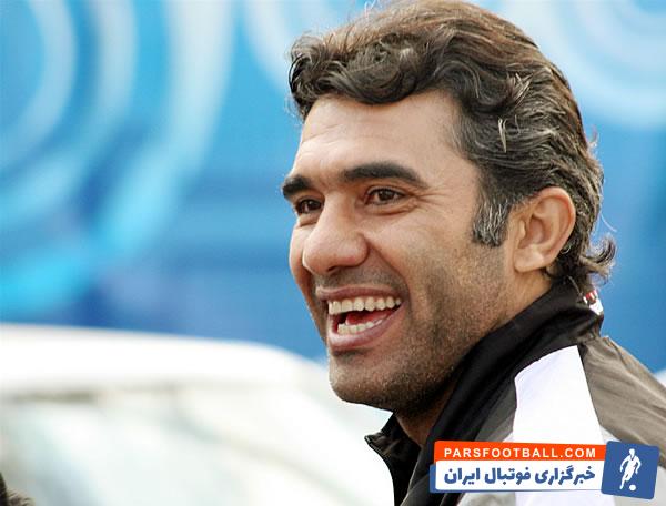 عابدزاده ؛ تصویری از احمدرضا عابدزاده درون دروازه برابر آمریکا در جام جهانی 1998