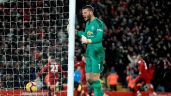 دخئا تا هفته هفدهم لیگ برتر انگلیس 29 بار دروازه اش را باز شده دیده است