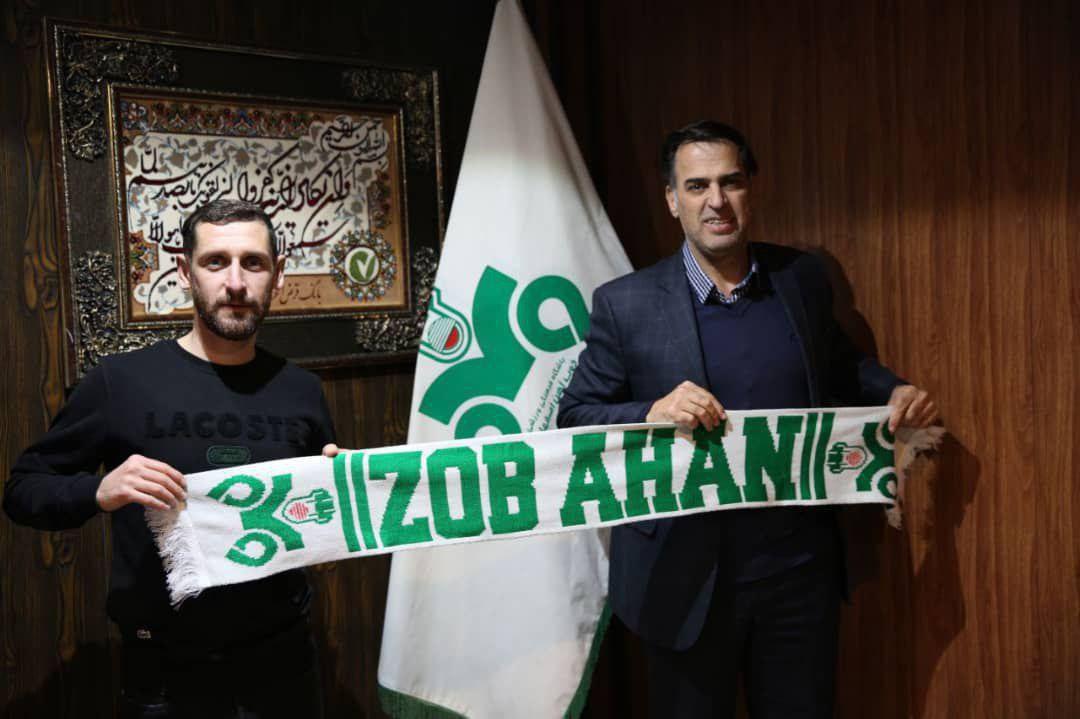 محمدرضا خلعتبری کاپیتان پدیده در لیگ هجدهم بود خلعتبری پس از فسخ قرارداد با طرف مشهدی به طور رسمی و با عقد قراردادی ۱.۵ ساله به تیم سابقش بازگشت.
