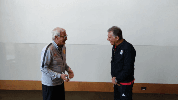 کارلوس کی روش سرمربی پرتغالی تیم ملی ایران است کی روش امروز در محل اقامت شاگردانش در امارات با مارچلو لیپی سرمربی پرآوازه تیم ملی چین دیدار کرد.