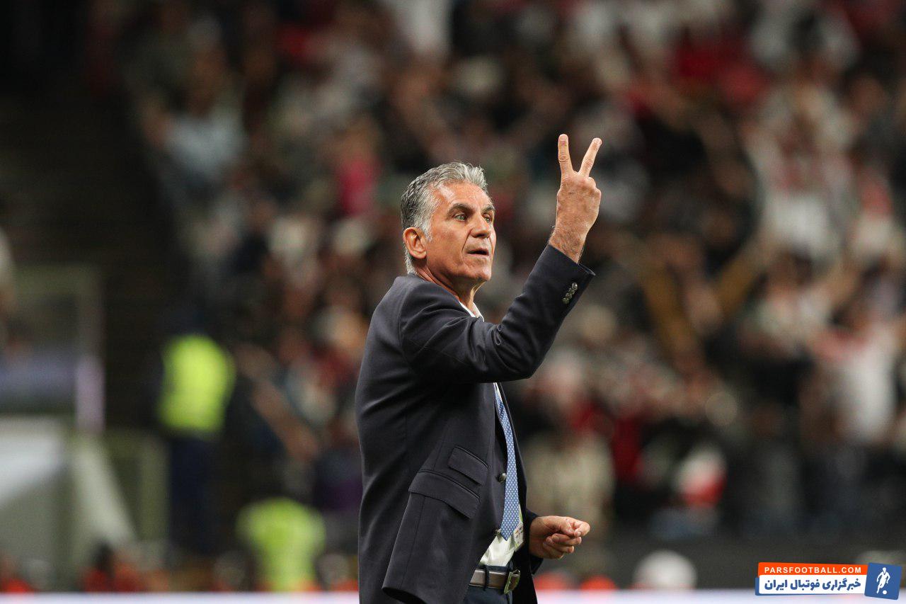 اشاره های دست کارلوس کی روش به صورت اتفاقی با تعداد گلهایی که تیم ملی به عمان زد، برابر شد کی روش معمولا کنار زمین با حرکات جذابش همچنان چهره است.