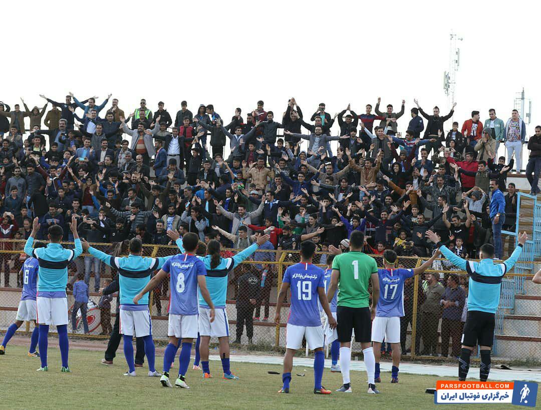 البته صدرنشینی گل گهر در لیگ یک و هم چنین اختلاف 6 امتیازی که گل گهر با دومین مدعی پیدا کرده حاصل دسترنج بازی های خوب شاگردان وینگو در مصاف با حریفان است.