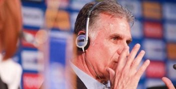 به بهم خوردن نظم نشست خبری کی روش به خاطر صدای بلنگوی استادیوم العین