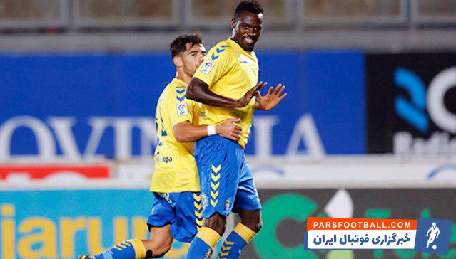 ماکولی کریسانتوس مهاجم سابق و سرشناس تیمهای لاس پالماس اسپانیا و هامبورگ آلمان است ماکولی کریسانتوس از صبح امروز در تمرین سپیدرود شرکت کرد.