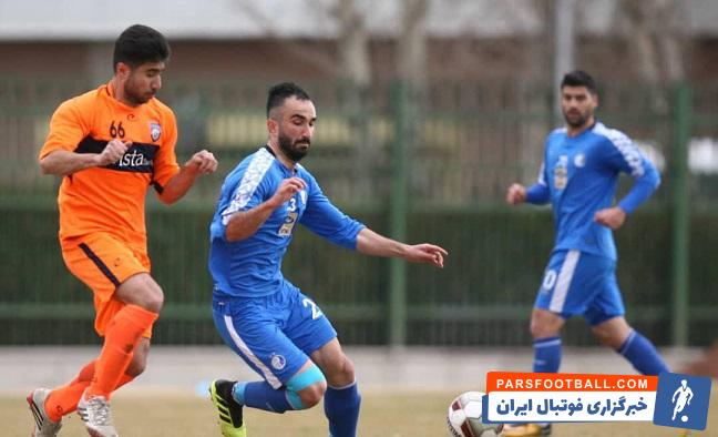 شجاعیان در دو بازی دوستانه استقلال برابر نساجی و ویستا توربین هم یکی از بهترین بازیکنان استقلال بوده است تا ثابت شود شجاعیان می تواند مهره مهمی باشد.