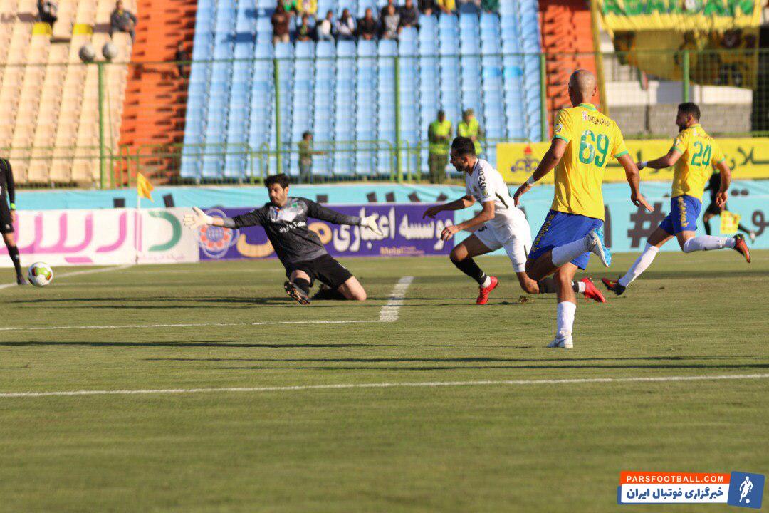 علی قربانی موفق نشد تا در اولین بازی خود در بازگشتش به لیگ ایران گلزنی کند علی قربانی بازی قابل قبولی در این بازی از خود به نمایش گذاشت.