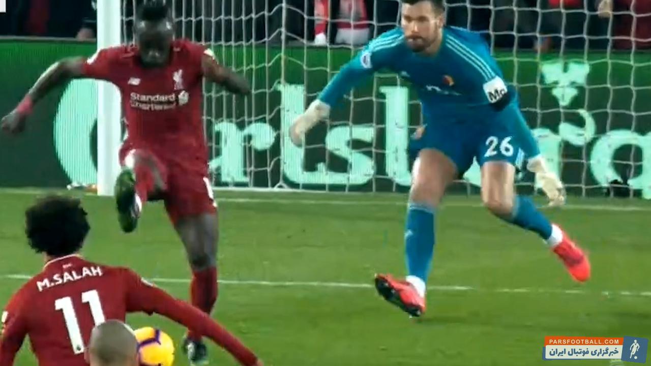 سادیو مانه و صلاح دو لیورپولیای بودند که با نمایش فوقالعادهشان نگاهها را به خود جلب کردند سادیو مانه یکی از زیباترین گل های لیورپول را به ثمر رساند.