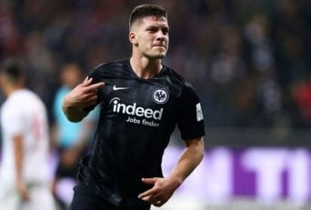 رئال مادرید و بارسلونا در تلاش برای جذب لوکا یوویچ ستاره تیم آینتراخت می باشند