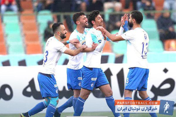 علیرضا اکبرپور : پرسپولیس و سپاهان اصلی ترین مدعیان قهرمانی هستند