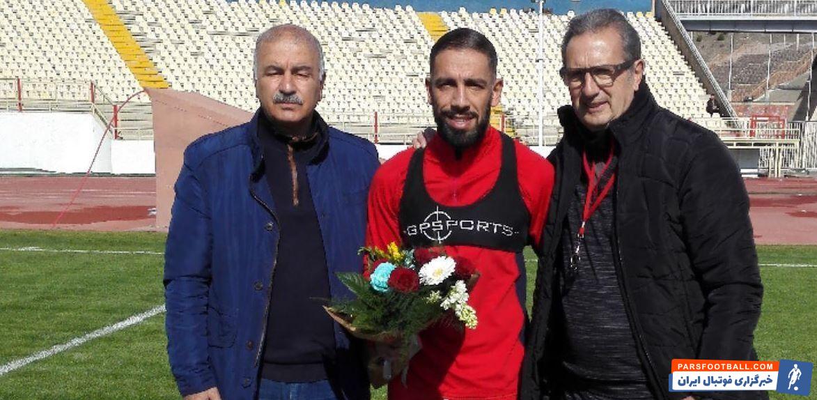 دژاگه بازگشت تراکتورسازان امروز بعد از مدتها انتظار با دژاگه کاپیتان خود که همراه تیم ملی ایران در جام ملت های آسیا حضور داشت ملاقات کردند.