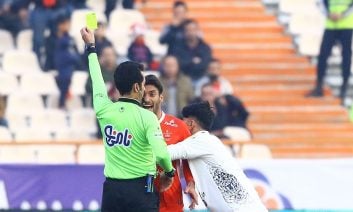 خلیل‌زاده شجاع خلیل زاده بعد از بازی با استقلال خوزستان حرف های جنجالی را مطرح کرد خلیل زاده مدافع پرسپولیس اتهامات تندی را متوجه داور بازی کرد .