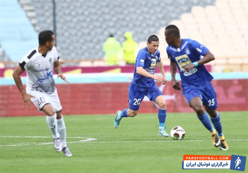 پیکان و استقلال