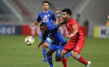 آیاندا پاتوسی در ۳ بازی در لیگ برتر به ترکیب استقلال اضافه شده است پاتوسی نمایش فوق العاده ای در ترکیب استقلال داشته است اما مقابل الدحیل بی اثر بود.