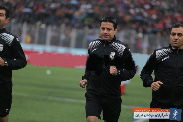 علیرضا فغانی داور وسط دیدار پرسپولیس و نساجی مازندران است فغانی این فصل تنها یک بازی برای پرسپولیس قضاوت کرده که آن هم با نتیجه تساوی همراه بود.