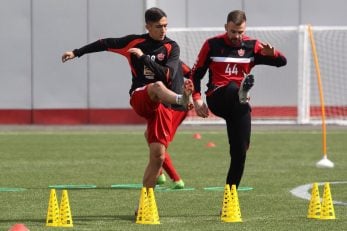 رادوشوویچ این فصل 4 بازی در لیگ برای پرسپولیسی ها انجام داده و توانسته 2 کلین شیت را ثبت کند رادوشوویچ در مقابل پدیده و فولاد کلین شیت کرد .