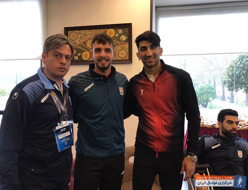 علیرضا بیرانوند سنگربان تیم ملى فوتبال و پرسپولیس است علیرضا بیرانوند جهت روحیه دادن به اعضاى تیم امید در آستانه دیدار با عراق در اردوى این تیم حاضر شد.