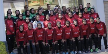 فوتبال بانوان