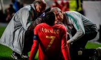 رونالدو در دقیقه ۳۱ پس از آسیب‌دیدگی همسترینگ مجبور شد زمین بازی را ترک کند تا بازگشتش به ترکیب پرتغال برایش خوش‌یمن نباشد.
